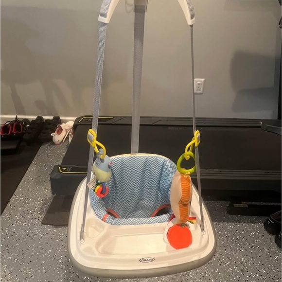 Graco Kids Caravan Adventure Playset - Picture 1 of 7